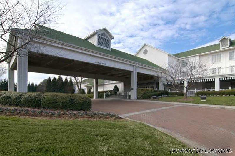 Отель Doubletree By Hilton Raleigh Durham Airport At Research Triangle Park Экстерьер фото